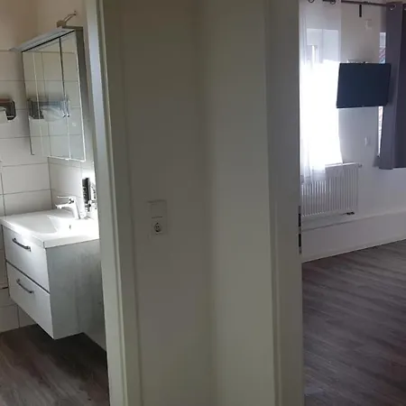 Air Hotel 3*